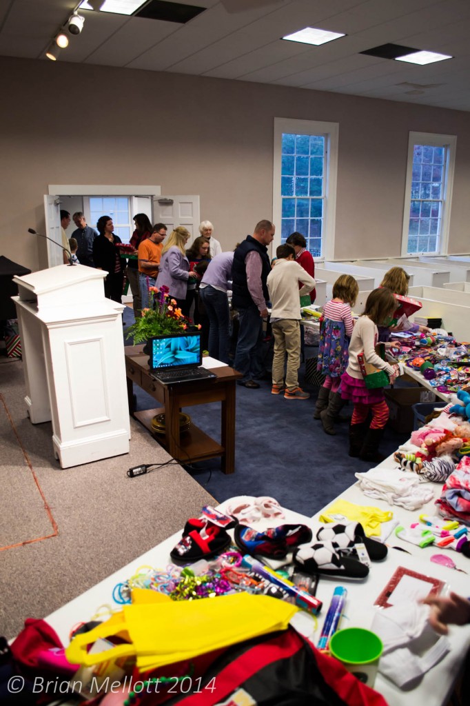 Operation-Christmas-Child-Spring-Hill-Baptist-2014-5